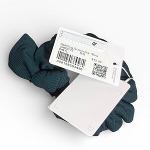 Lululemon Uplifting Scrunchie Bow One Size WRTL